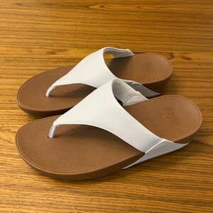 FitFlop White and Brown Thong Sandals